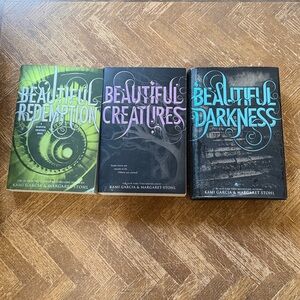 Beautiful Creatures Books